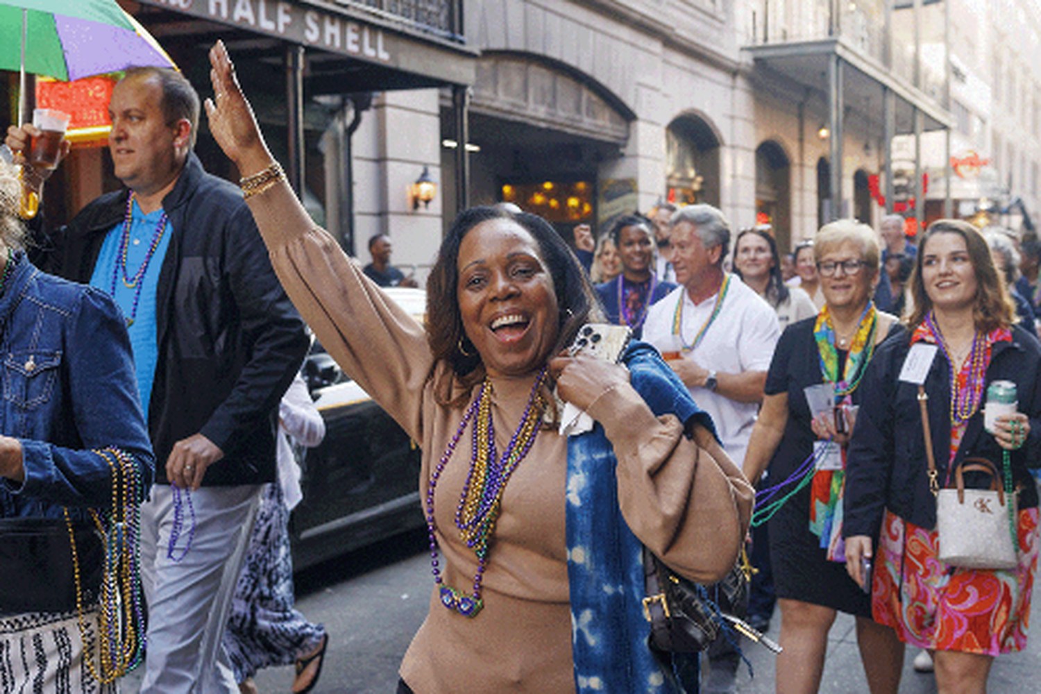 HealthLeaders Exchange members celebrating on a New Orleans street parade